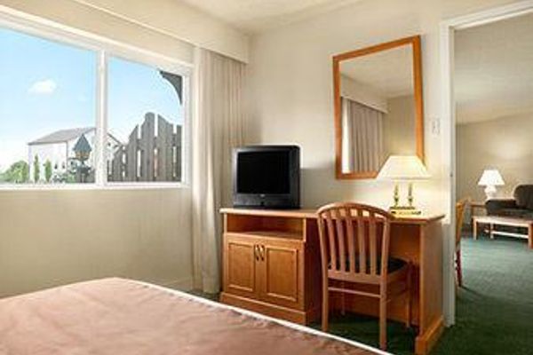 Knights Inn Lagoon Harbour Resort & Hotel (Provinz Ontario)